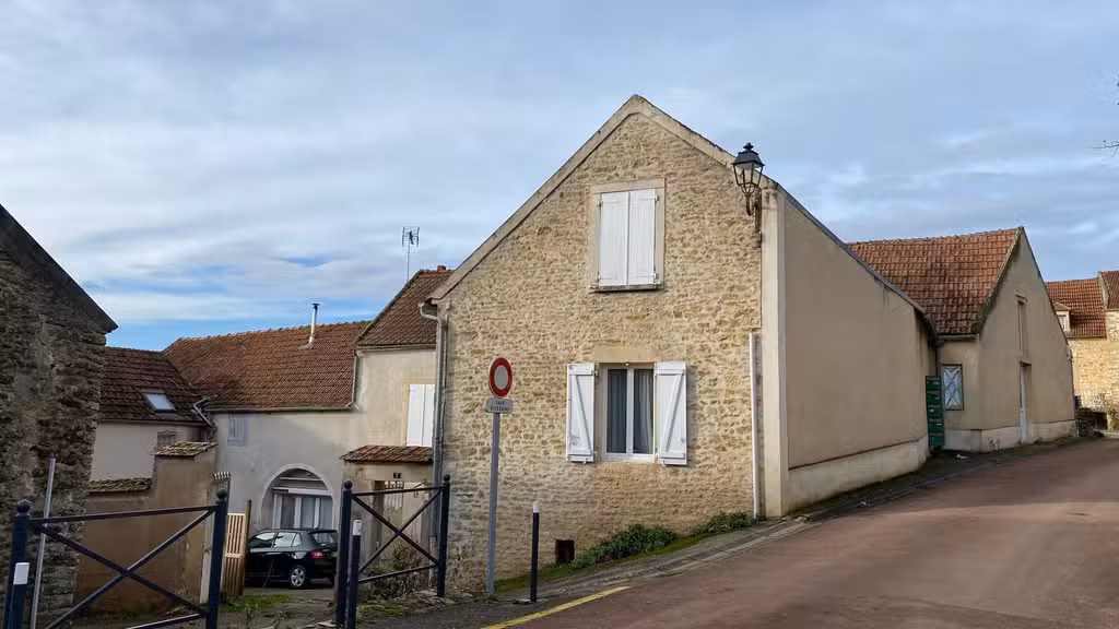 Immeuble de 359m² à vendre à Annay la Cote (89)