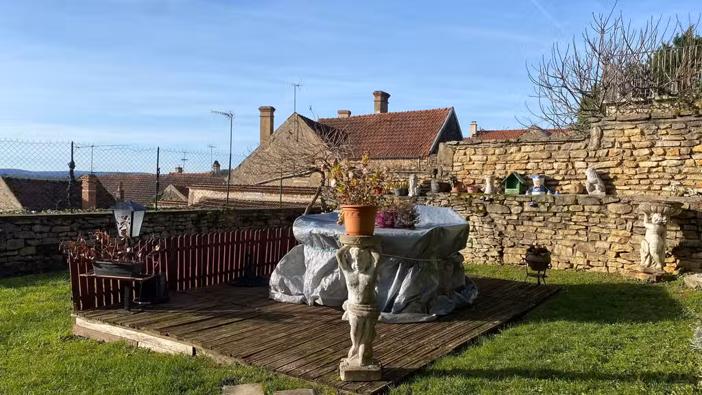 Immeuble de 359m² à vendre à Annay la Cote (89)