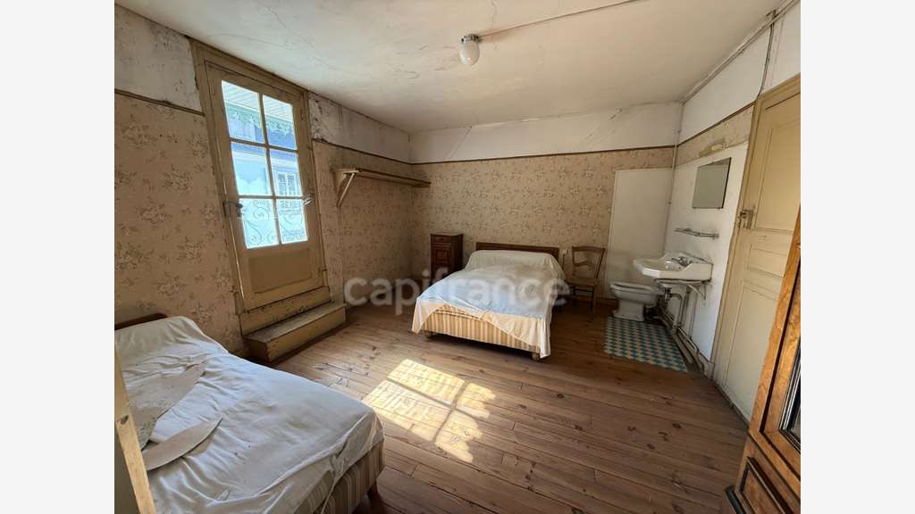 Immeuble à découper ou à rénover à Argelès-Gazost
