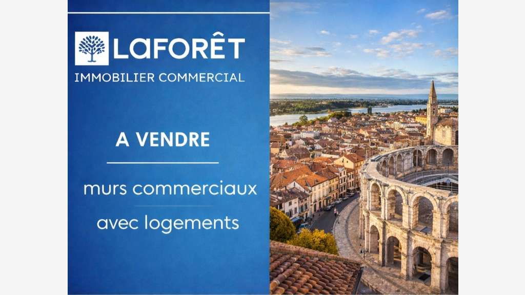 AV immeuble 180m² avec local et studios à Arles 