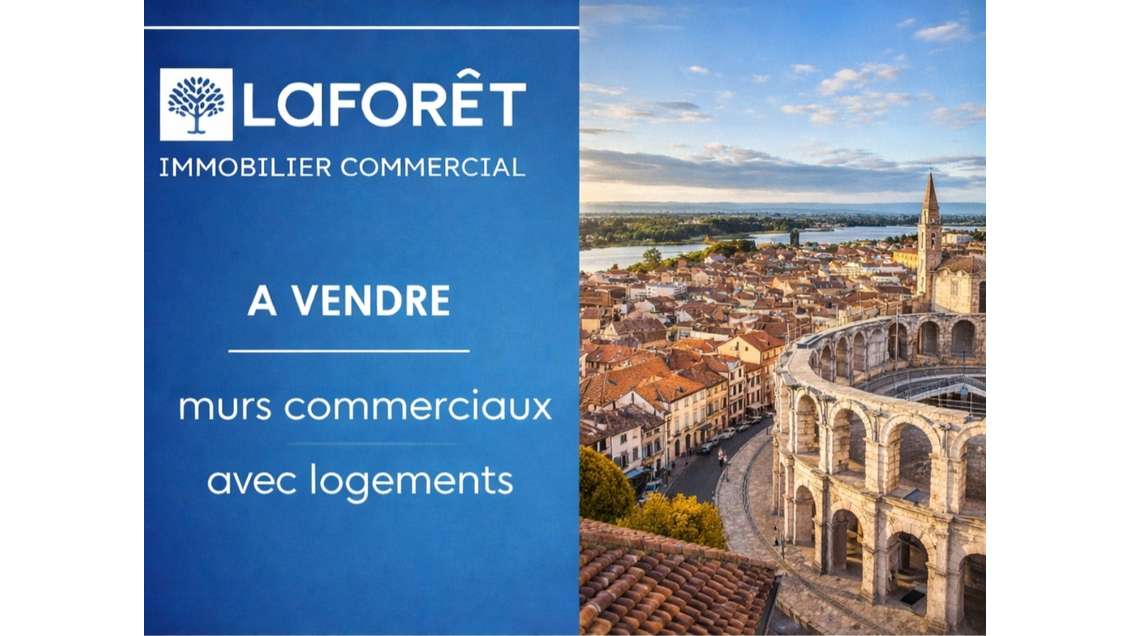 A vendre Immeuble avec local et studios Arles 180