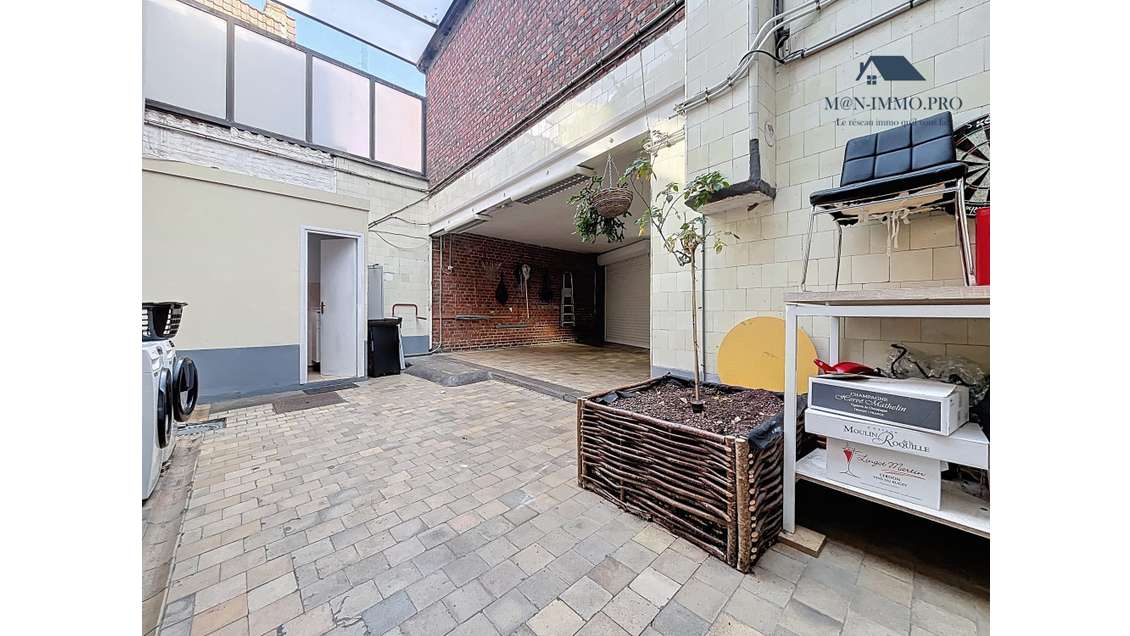 Immeuble mixte à vendre à Armentières Rent 9.5%  