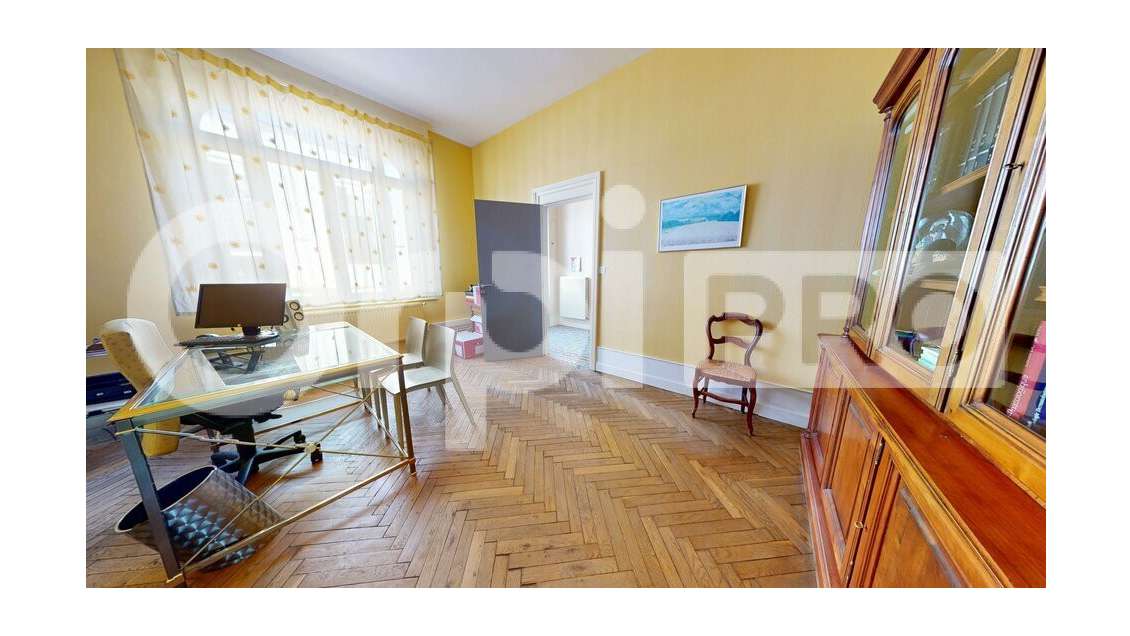 AV immeuble bureaux 340m² secteur prisé Arras