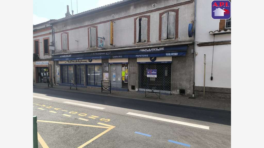 Local cial et appart de 163m² à vendre à Auterive