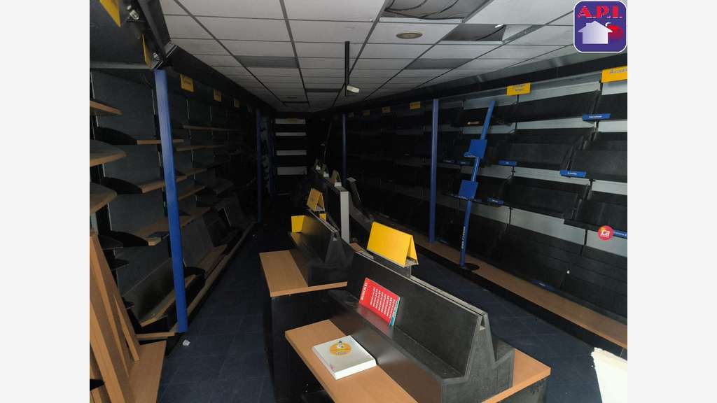 Local cial et appart de 163m² à vendre à Auterive