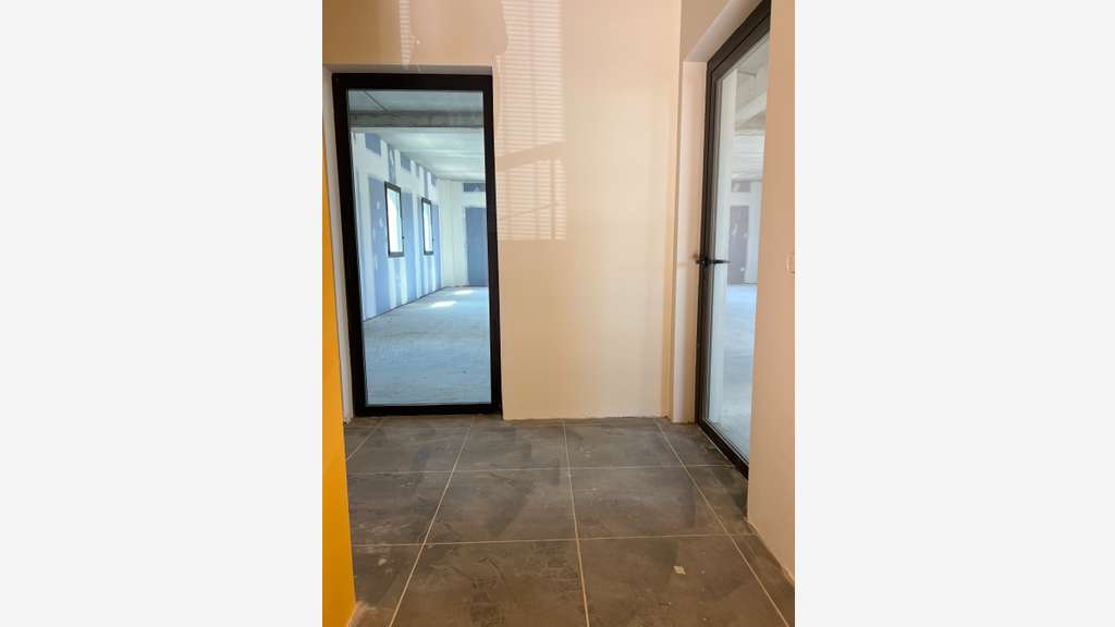 Vente local professionnel neuf 144m² Agroparc 