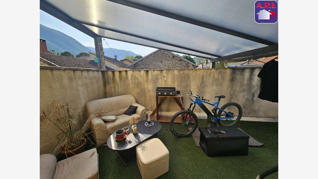 Vente immeuble 370m² Savignac-Les-Ormeaux centre