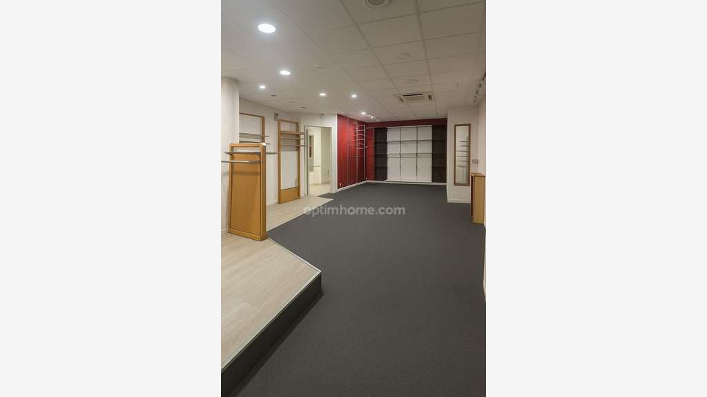 AV immeuble loft 360m² sur 3 niveaux à Basse-Terre