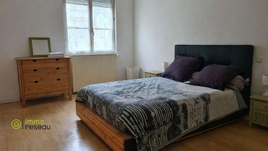 Vente immeuble de rapport à Beaufort-en-Vallée 