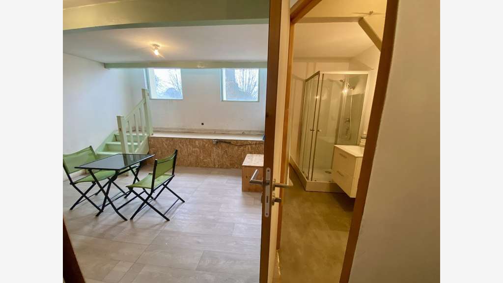 AV commerce 105m² au centre de Belin-Béliet