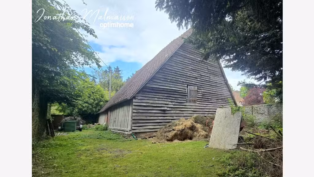 Magnifique grange à rénover fort potentiel Bernay