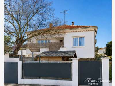 A vendre immeuble de rapport de 238m² à Béziers