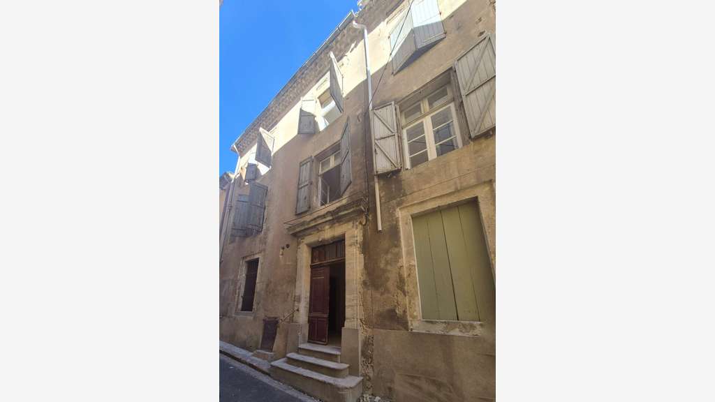 A vendre immeuble 144m² à fort potentiel à Béziers