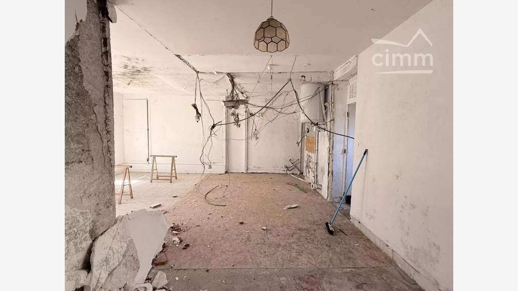 AV immeuble de 150m² à façonner à Blois centre