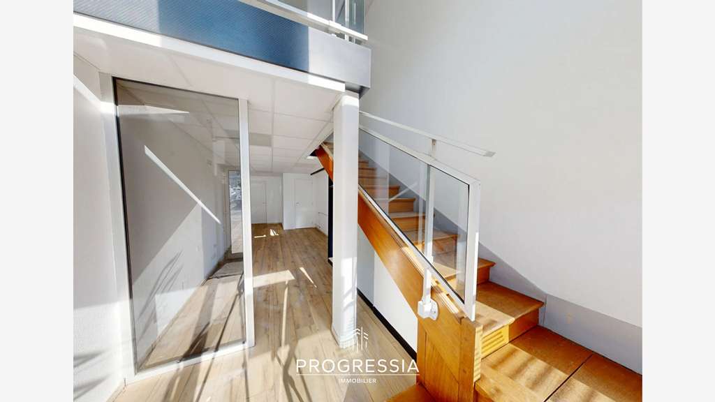 AV immeuble mixte de 88m² en centre-ville Bolbec