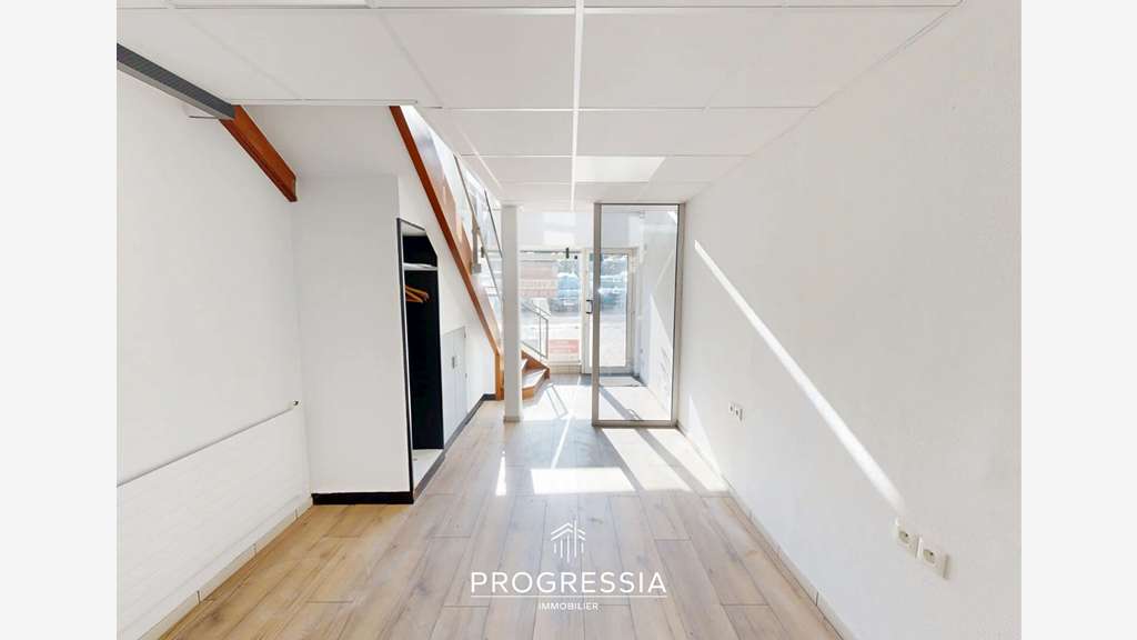 AV immeuble mixte de 88m² en centre-ville Bolbec