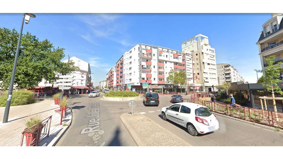 Vente immeuble de rapport au centre de Bondy 93140