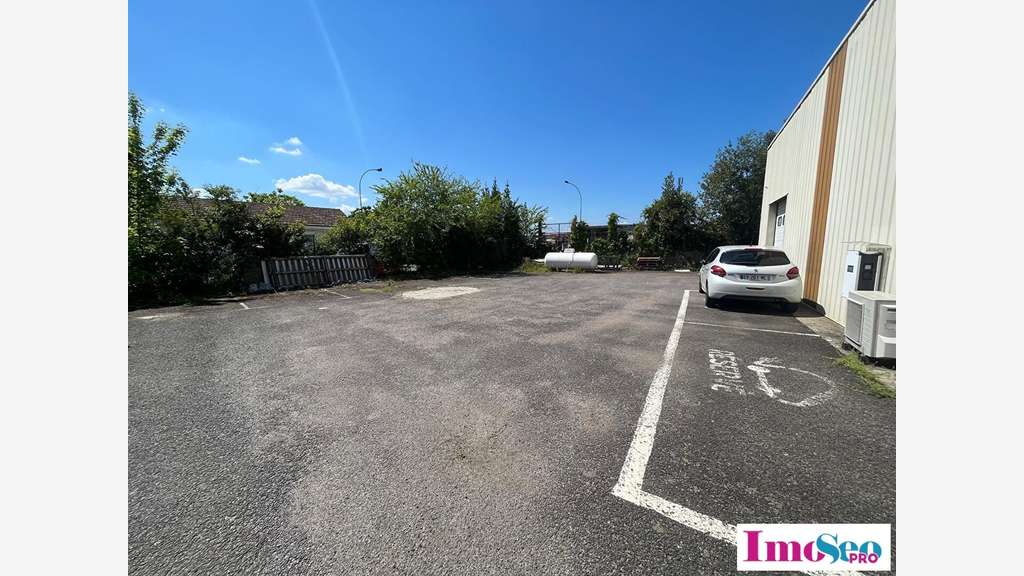 Vente entrepôt investissement locatif Bordeaux