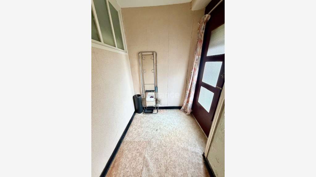 IMMEUBLE - Deux T2 de 42m2 à vendre 5 pièces C