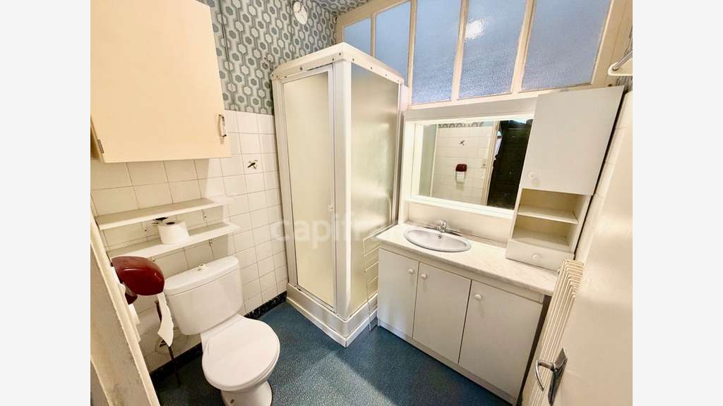 IMMEUBLE - Deux T2 de 42m2 à vendre 5 pièces C
