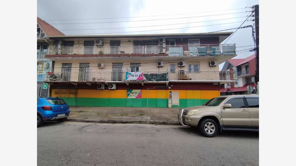 Immeuble à vendre à Cayenne centre