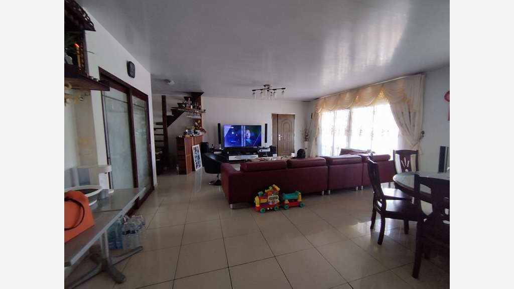 Immeuble à vendre à Cayenne centre