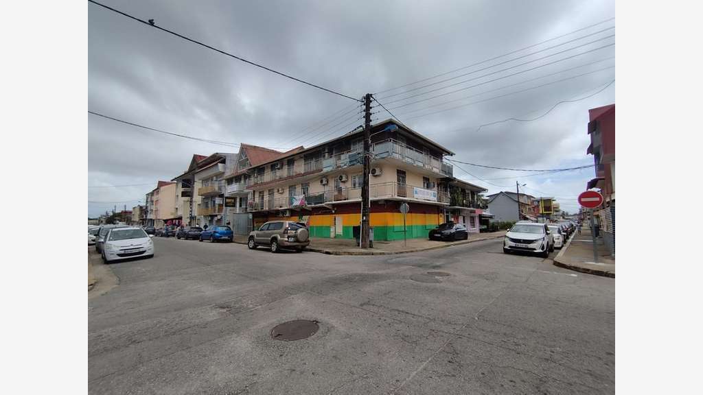 Immeuble à vendre à Cayenne centre