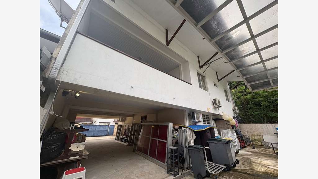 Immeuble de 180m² à vendre à Cayenne centre (973)