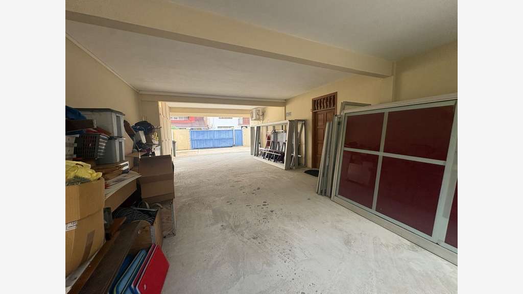 Immeuble de 180m² à vendre à Cayenne centre (973)