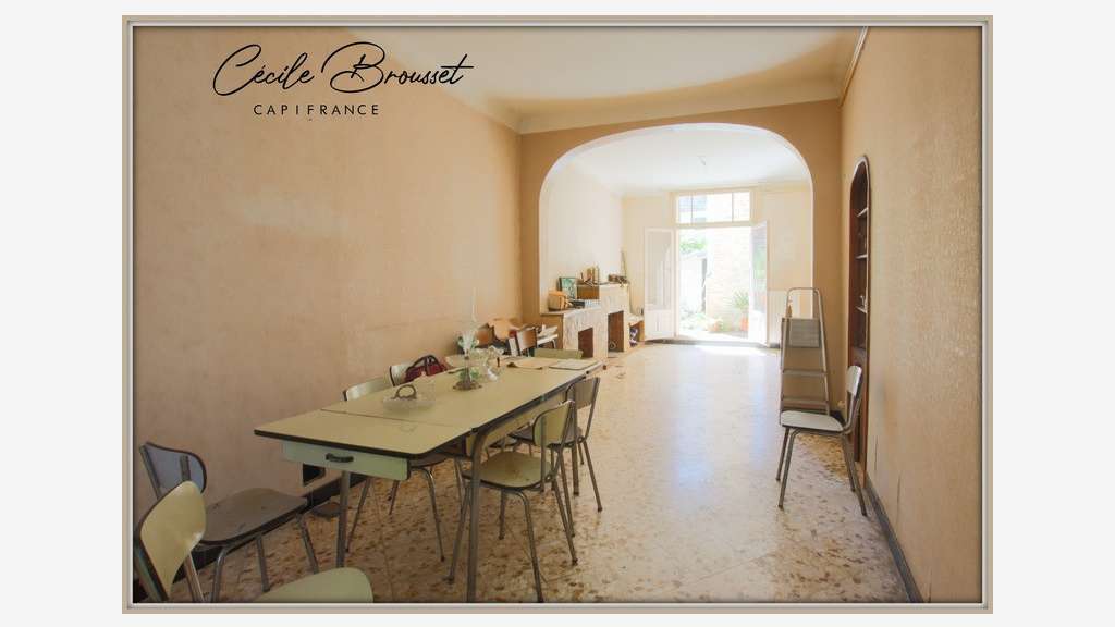 Vente immeuble à rénover à Céret ( 66400)