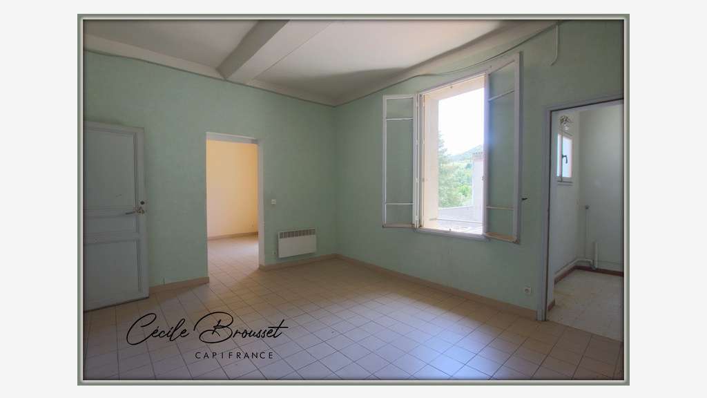 Vente immeuble à rénover à Céret ( 66400)