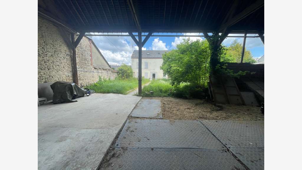 Immeuble à vendre Chartres (28)+ une grange  
