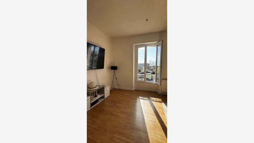 Immeuble de 416m² à vendre à Châteaudun (28)