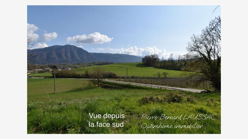 Grange de 250m² à la vente à Châteauneuf (73390)