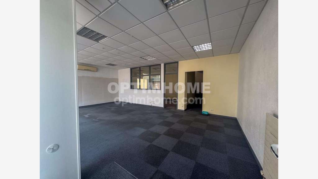 AV immeuble de caractère 194m² au coeur de Cholet