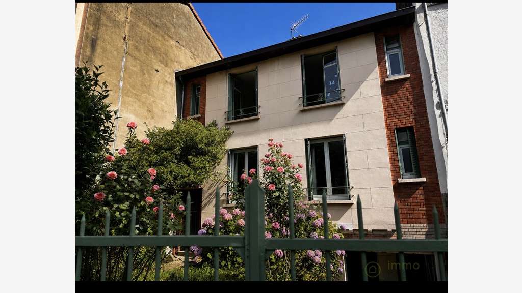 A vendre immeuble de 200m² à Clermont-Ferrand
