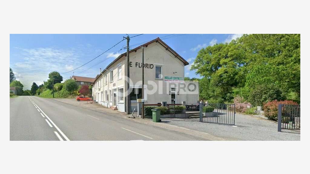 Immeuble de 1000m² à vendre à Compreignac