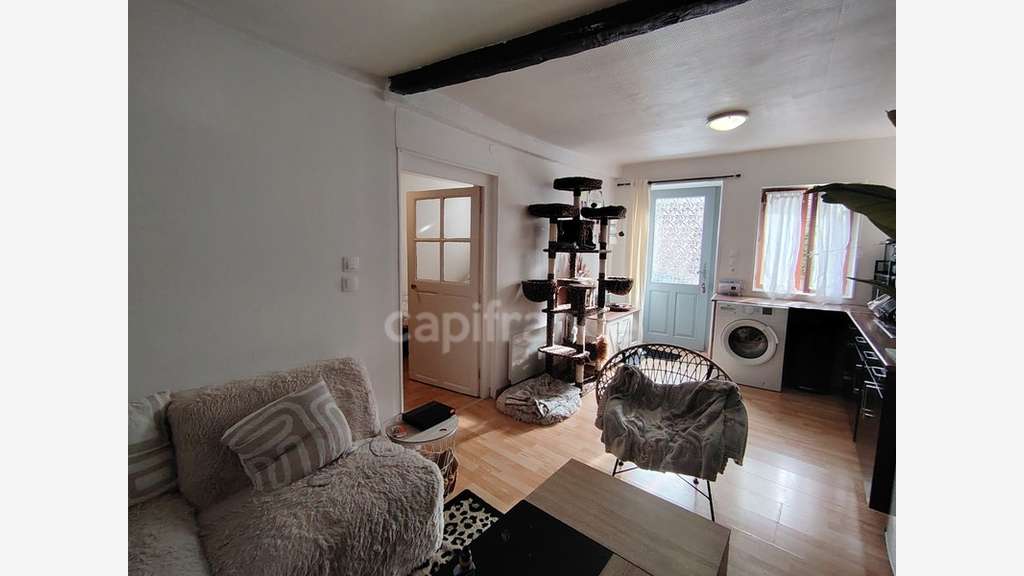 Immeuble de 123m² à vendre à Coulanges-la-Vineuse