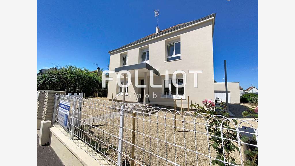 A vendre immeuble à Courseulles Sur Mer  