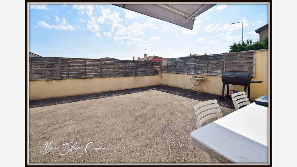 A vendre immeuble de rapport 300m² à Dax