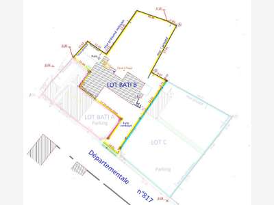 AV immeuble ancien hôtel 600m²+terrain à Denguin