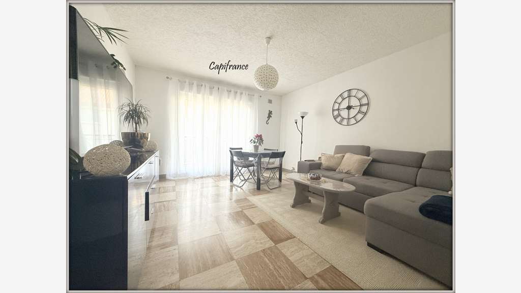 DRANCY - IMMEUBLE 2 APPARTEMENTS F3 + GARAGES +