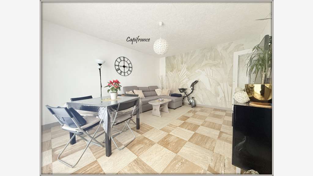 DRANCY - IMMEUBLE 2 APPARTEMENTS F3 + GARAGES +