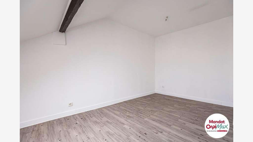 Immeuble de 2 appartements proche centre ville