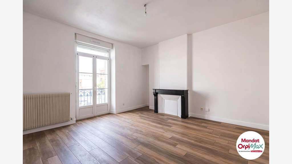 Immeuble de 2 appartements proche centre ville