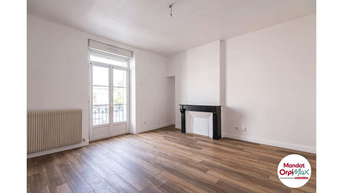 Immeuble de 2 appartements proche centre ville