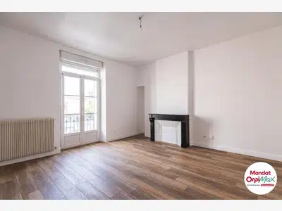 Immeuble de 2 appartements proche centre ville