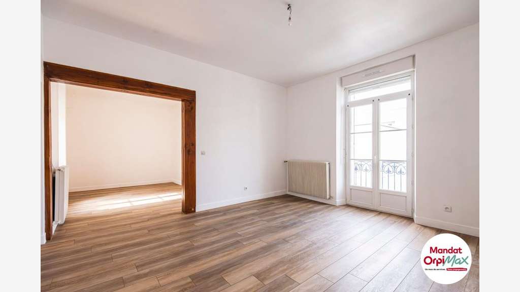 Immeuble de 2 appartements proche centre ville