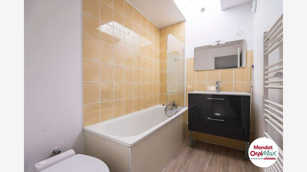 Immeuble de 2 appartements proche centre ville