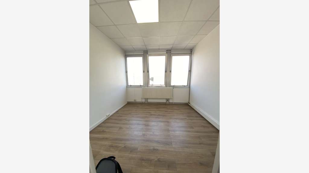 A vendre immeuble bureaux 610m²à Epinay-sur-Seine
